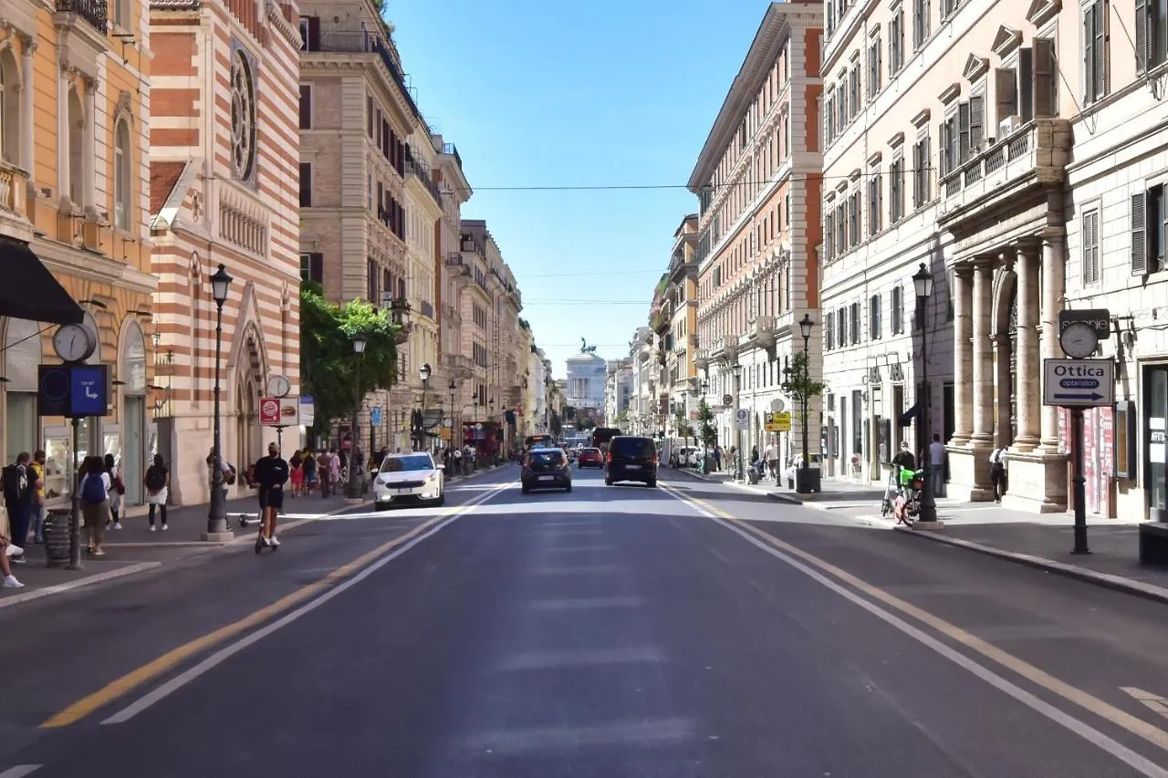 Sacconi Palace Suite Roma Bed & Breakfast